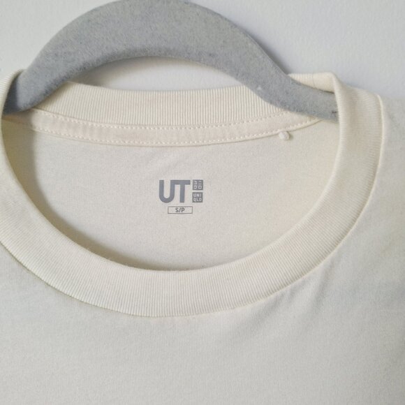 Moleskine x UNIQLO UT Short Sleeve Graphic T-Shirt - Picture 3 of 7